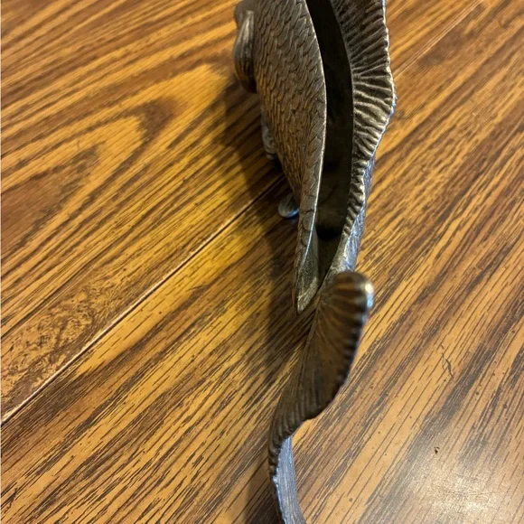 Vintage Silver-Plated Carp Regal Fish Design Menu Card Stand & Letter Organizer - Picture 7 of 7